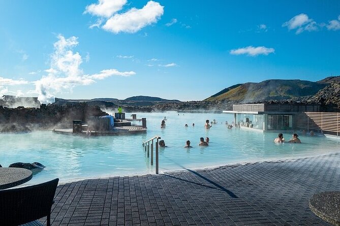 Private Blue Lagoon Tour from Reykjavik: 2 Hour Spa Experience - Price and logistics: what $550.32 per person really buys
