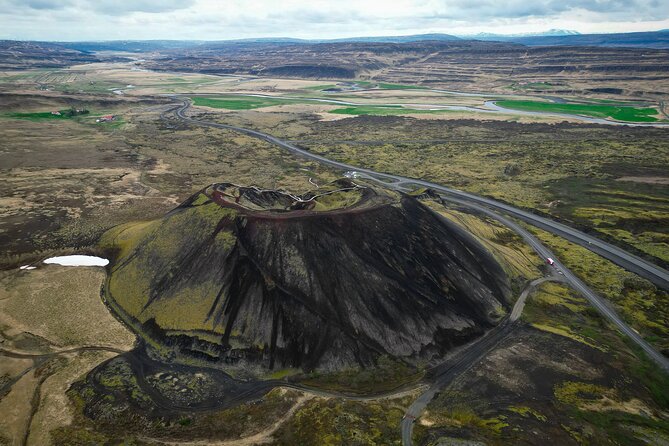 Private Farm Visit & Silver Circle Day Tour in West Iceland - Deildartunguhver thermal power, plus a farm-to-table taste
