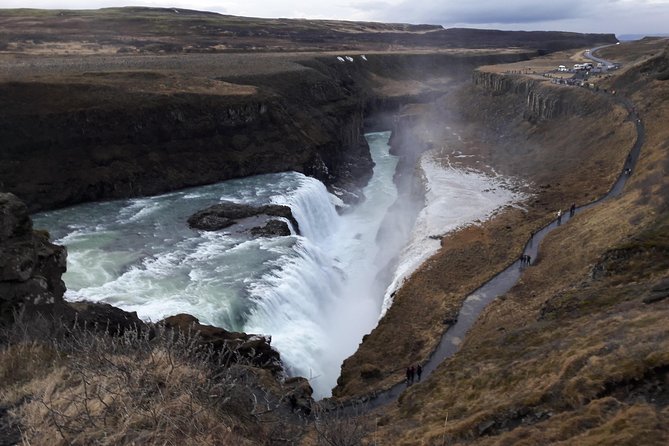 Private Golden Circle and Blue Lagoon Tour - Pingvellir and the rift between plates: geology you can actually read