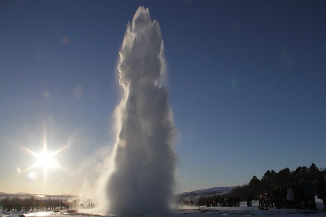 Private Golden Circle and Secret Lagoon Tour from Reykjavik - Thingvellir National Park: tectonic plates, waterfalls, and parliament origins