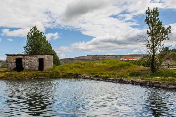 Private Golden Circle & Secret Lagoon tour from Reykjavik - Þingvellir National Park: history you can walk through