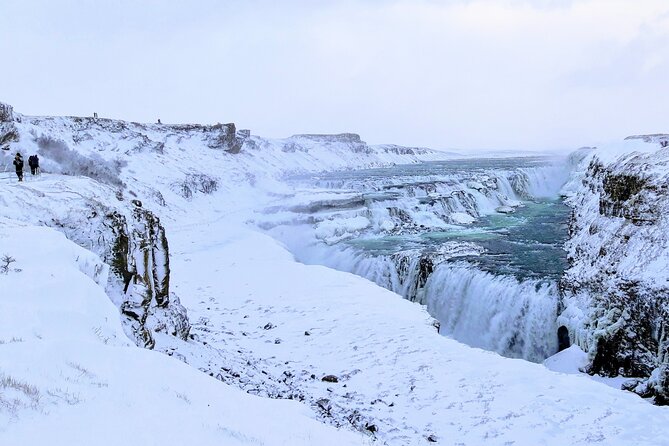 Private Golden Circle Tour with Airport Pick up - Gullfoss: getting the best views without rushing