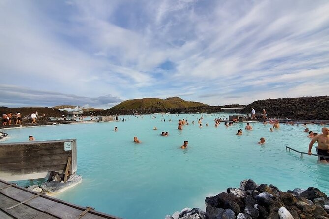 Private Luxury Transfer from Reykjavik to Blue Lagoon - Who this private transfer is best for