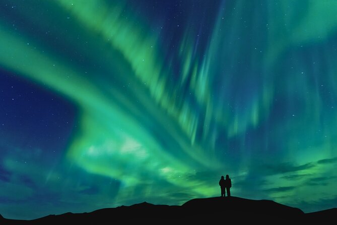 Private Northern Lights Evening Premium Tour - Why a private Northern Lights hunt feels different than bus tours