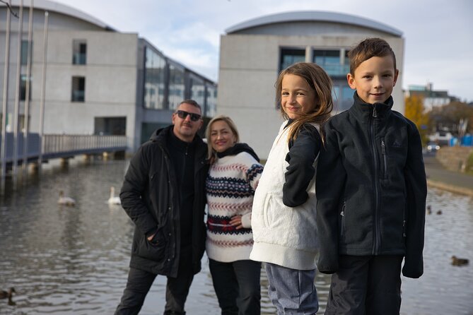 Private Photo Session with a Local Photographer in Reykjavík - Key points before you book