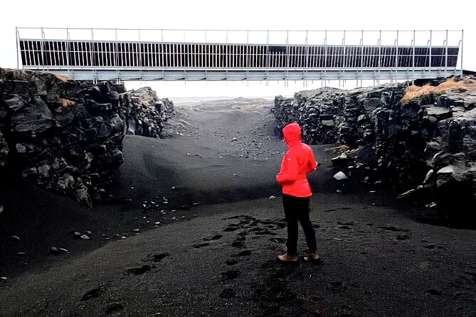 Private Reykjanes Peninsula Guided Tour - Seltun and Gunnuhver, where steam and heat tell the story