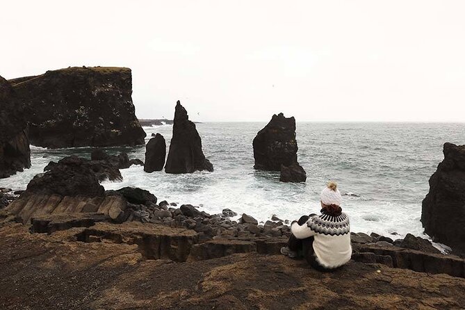Private Reykjanes Peninsula Guided Tour - Blue Lagoon option and meal planning for a smooth day