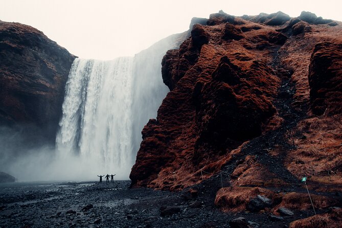 Private South Coast Tour of Iceland Including 6+ Main Attractions - Stop 1: Seljalandsfoss, the waterfall you can walk behind
