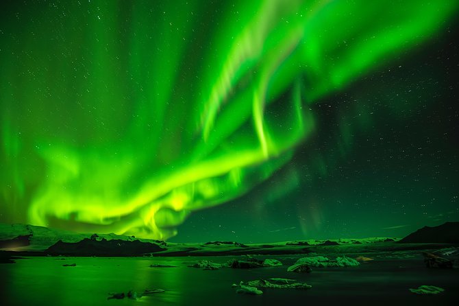 Private Super Jeep Northern lights hunt from Reykjavik - Food, drinks, and what you should plan for