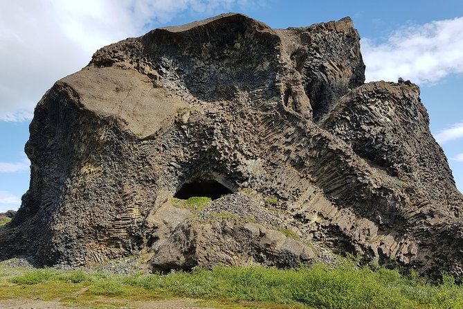 Private Super Jeep Tour: Diamond Circle - Lake Mývatn geology: Dimmuborgir lava formations
