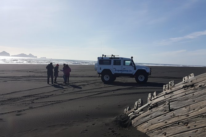 Private Superjeep Full-Day South Coast and Eyjafjallajokull Volcano Sights - Eyjafjallajökull eruption sights: seeing geology instead of just hearing about it