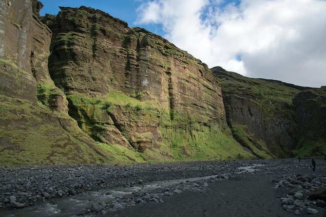 Private Thorsmork Super Jeep Tour - Stop 1: Seljalandsfoss, 60 meters of classic Iceland power