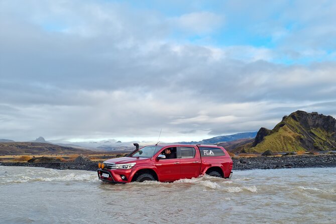 Private Tour to þórsmörk glaciers and waterfalls - þórsmörk and Básar: Lunch Break and Optional Hiking