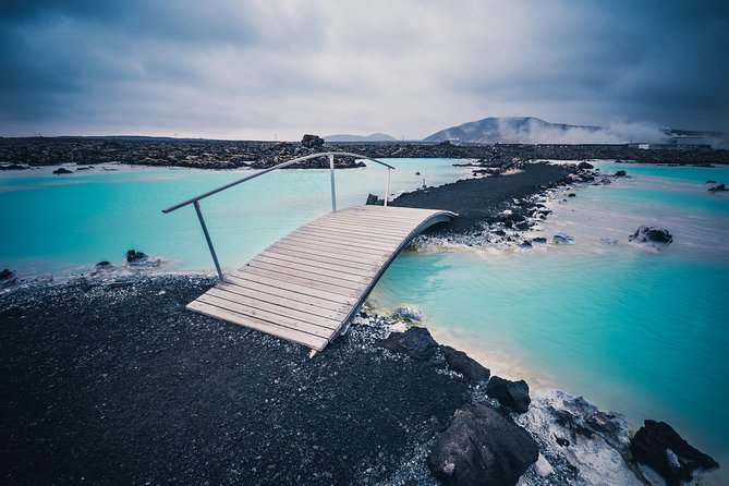Private transfer Blue Lagoon relaxation round trip (entrance fee not included) - Why a private Reykjavik to Blue Lagoon transfer makes the day feel effortless