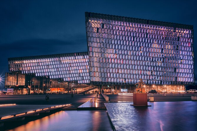 Private Transfer from Keflavik Airport to Reykjavik - Door-to-door convenience in Reykjavik timing terms