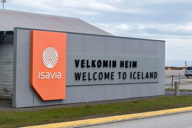 Private Transfer from/to Keflavik Airport (KEF) - Communication that works: flight tracking and real driver contact