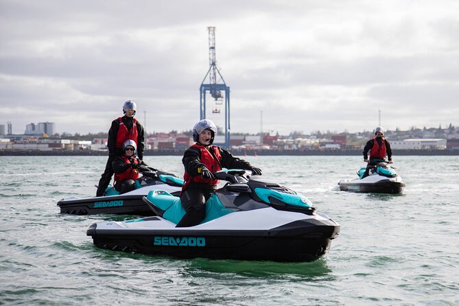 Puffin Jet ski tour in Reykjavík - Riding setup, warmth, and how the guide keeps it fun