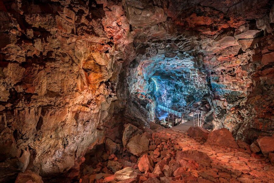 Raufarhólshellir Lava Tunnel: Underground Expedition - Who should book this lava tunnel tour