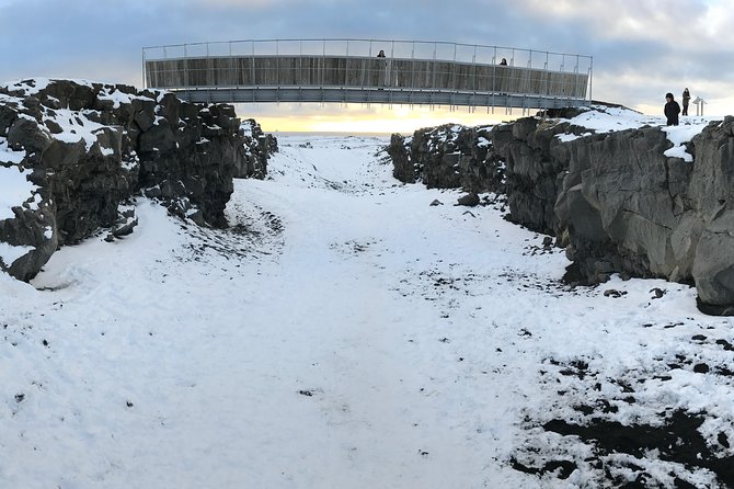 Reykjanes Peninsula & Blue Lagoon (Premium Admission Included) - Bridge Between Continents: walking a tectonic fissure