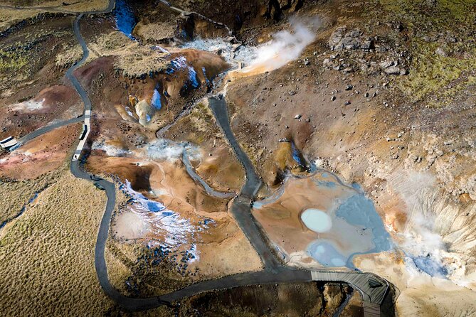 Reykjanes Peninsula Lighthouses Hot Springs and The Sky Lagoon - Stop 3, Stampar craters: moonlike rock and panoramic top views