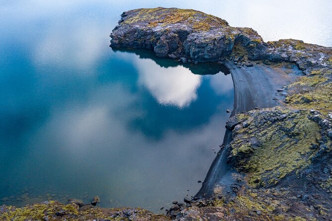 Reykjanes Peninsula :Private Guided Tour - Seltún Geothermal Area: steam vents and boiling mud pots