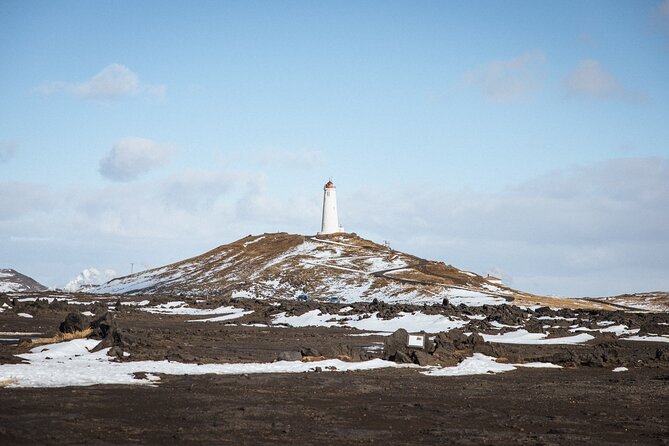 Reykjanes Peninsula Private Volcano Hike and Sky Lagoon Spa Tour - Reykjanes in one efficient private day