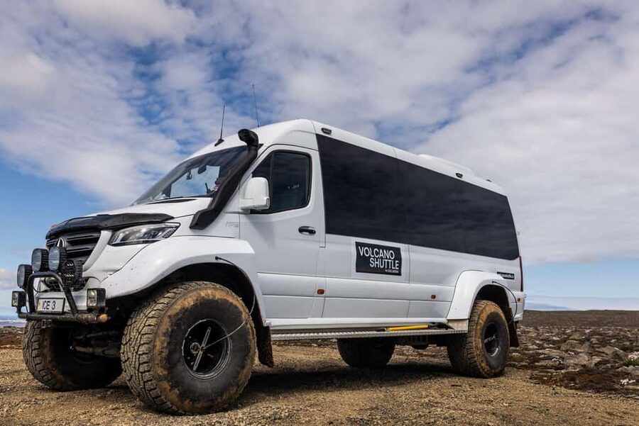 Reykjanes Peninsula: Super Jeep Volcano Shuttle Tour - Stop 2: Fagradalsfjall Volcano photo time and a breather