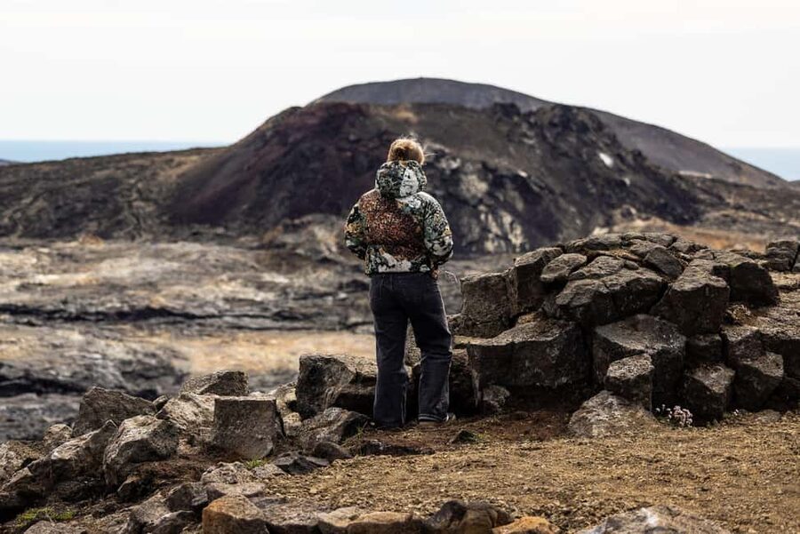 Reykjanes Peninsula: Super Jeep Volcano Shuttle Tour - Getting to the Super Jeep: meet at Geldingadalir P1