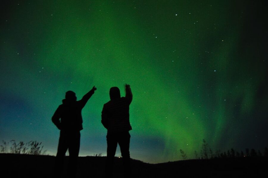 Reykjavik: 3-day South Coast and Golden Circle Experience - Accommodation and Guides: The People Factor You Feel
