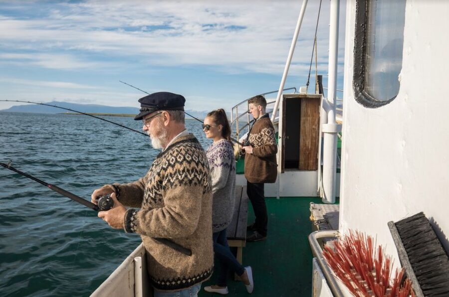 Reykjavik: 3-Hour Sea Angling Gourmet Experience Tour - Faxaflói waters: where Iceland’s sea angling tradition lives