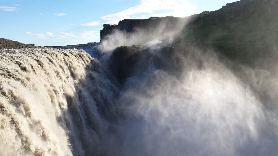 Reykjavik: 8-Day Small Group Circle of Iceland Tour - Golden Circle Day: Gullfoss, Geysir, and Þingvellir Without the Headache