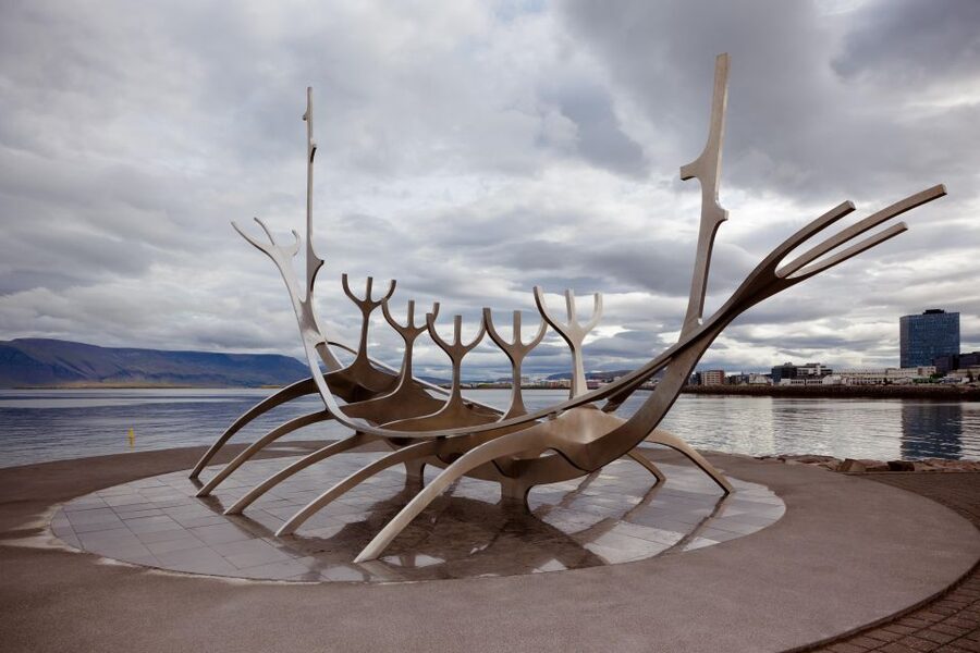 Reykjavik: Express Walk with a Local in 60 minutes - Key Takeaways Before You Go