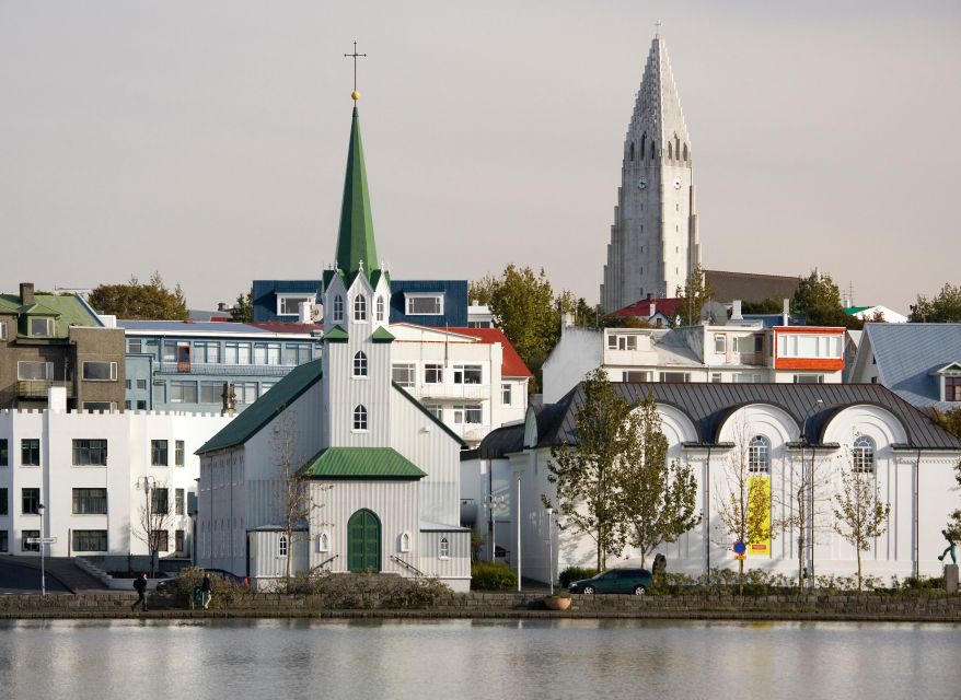 Reykjavik: Express Walk with a Local in 60 minutes - Why a 60-Minute Express Walk Works in Reykjavik