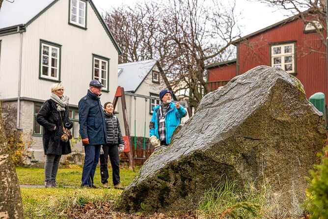Reykjavik Folklore Walking Tour: Meet the Elves, Trolls & Ghosts of Iceland - Skúli Magnússon Sheriff and the oldest graves around 900