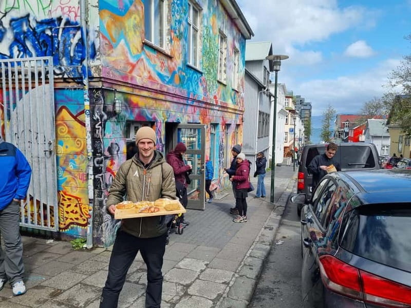 Reykjavik: Food Tour by locals - The street-food loop through Reykjavik: multiple bites, minimal wandering