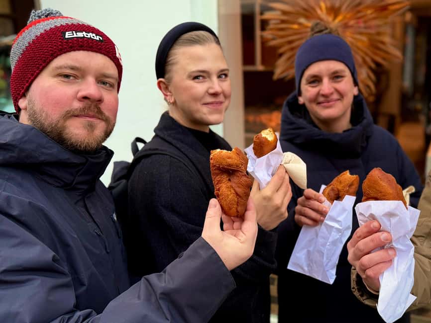 Reykjavik: Food Tour with 6+ Tastings of Icelandic Classics - Food Tour in Reykjavik: Why This 3-Hour Walk Feels Worth It