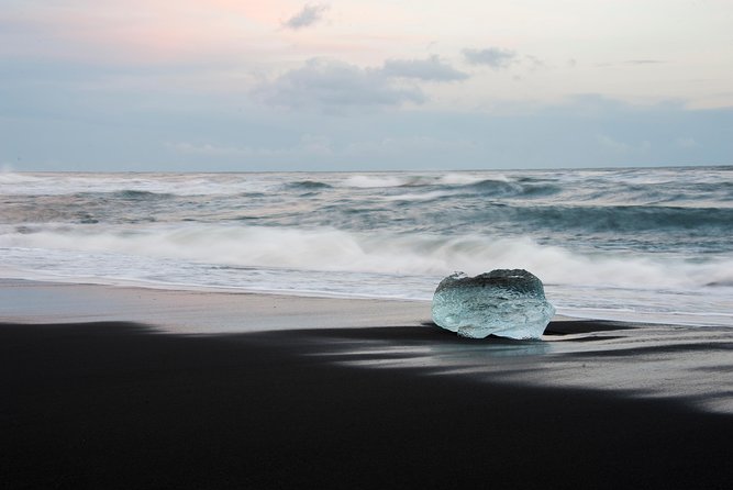 Reykjavik: Glacier Lagoon, Diamond Beach & South Coast Day Tour - Jökulsárlón Glacier Lagoon: Where the Ice Steals the Show