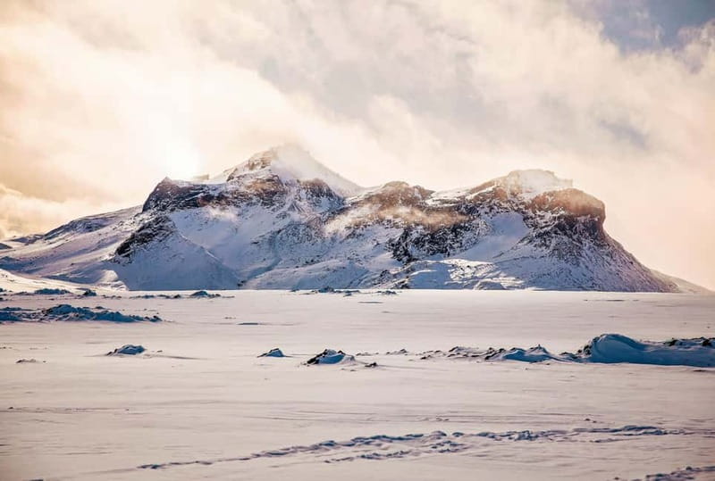 Reykjavík: Glacier Snowmobile and Hot Springs with Pickup - Who this snowmobile and hot springs tour suits best