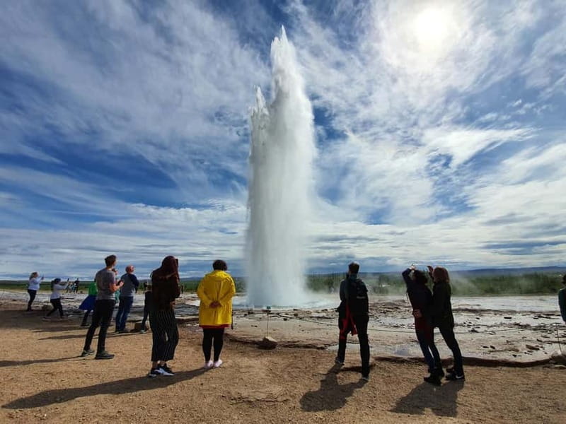 Reykjavík: Golden Circle, 2 Geysers & Geothermal Bakery Tour - Price and value: what you pay for at $134 per person