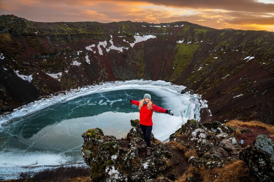 Reykjavík: Golden Circle and Silfra Snorkeling Combo Tour - A 10-hour day that mixes big icons with a sci-fi swim