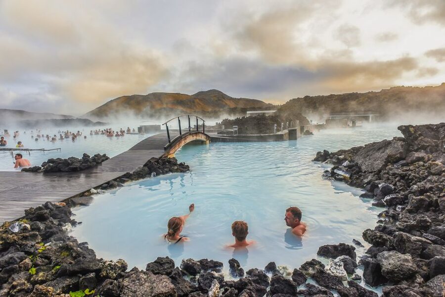 Reykjavík: Golden Circle, Blue Lagoon & Northern Lights Tour - Blue Lagoon Comfort Package: what the included spa time really means