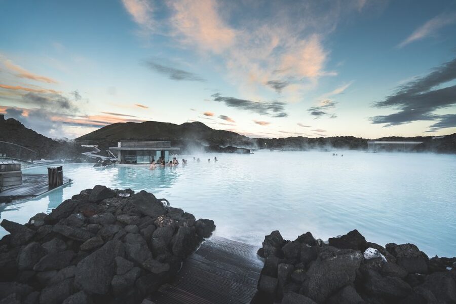 Reykjavík: Golden Circle, Blue Lagoon & Northern Lights Tour - Dinner Break and Timing: eating well during a 15-hour run