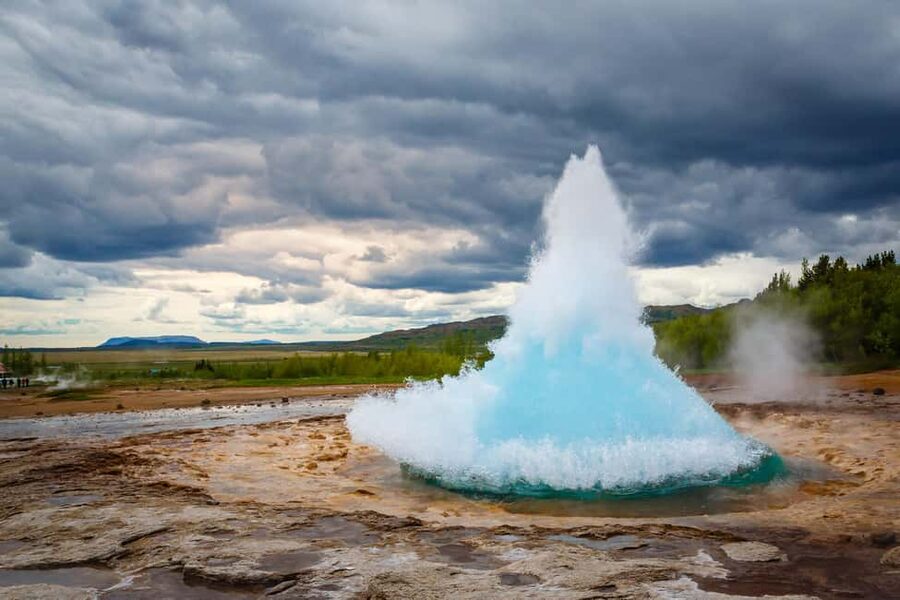 Reykjavík: Golden Circle & Extra Waterfalls Small Group Tour - Key moments that make this tour worth your day