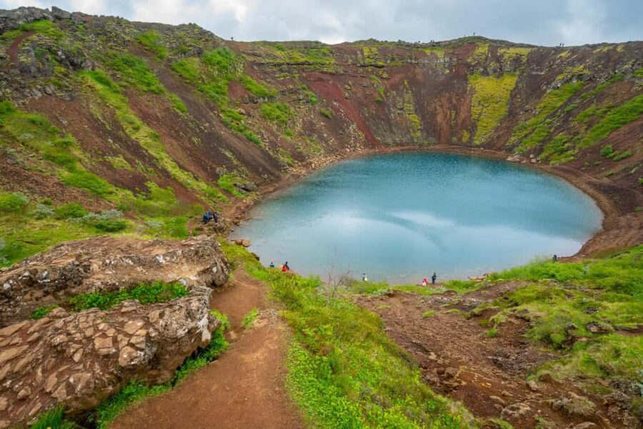 Reykjavík: Golden Circle & Extra Waterfalls Small Group Tour - Gullfoss: Iceland’s power stop that still rewards quick walking