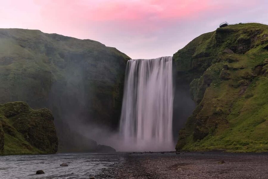Reykjavík: Golden Circle & Extra Waterfalls Small Group Tour - A full 11 hour hits tour that still feels personal