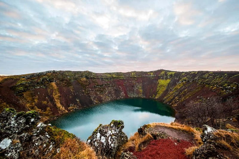 Reykjavik: Golden Circle, Farm & Sky Lagoon Small-Group Tour - Thingvellir National Park: walking between continents