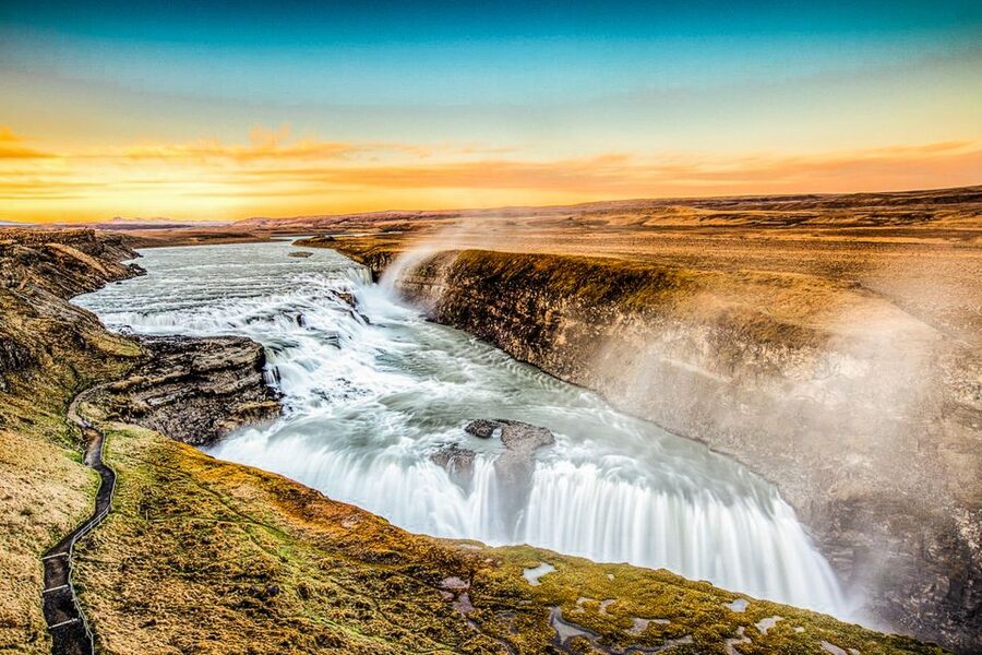 Reykjavik: Golden Circle Full-Day Tour with Kerid Crater - Reykjavik pickup and the bus day you are really buying