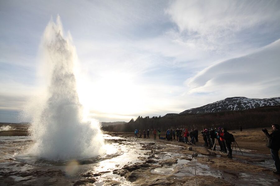 Reykjavik: Golden Circle & Northern Lights 4x4 Tour - Should you book this Golden Circle plus Northern Lights 4x4?