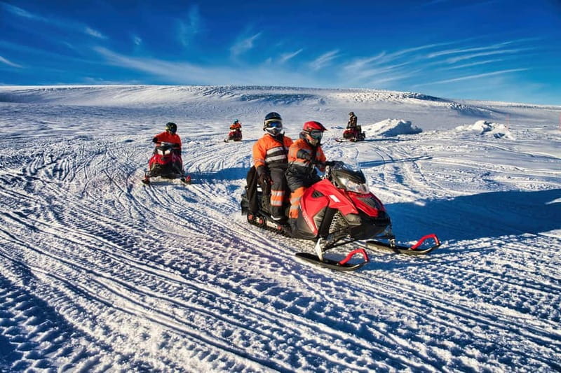 Reykjavik: Golden Circle Super Jeep and Snowmobile Tour - Reykjavík pickup and the Super Jeep experience on winter roads