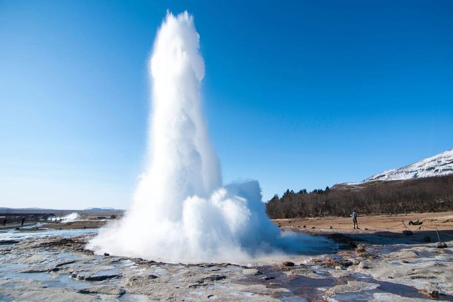 Reykjavik: Golden Circle Super Jeep Tour with Snowmobiling - Key points to know before you go